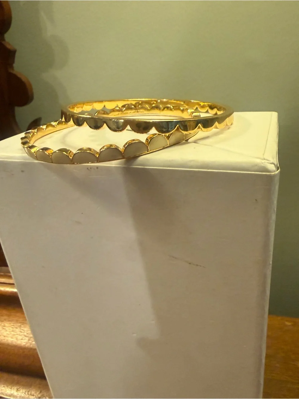 kate spade Gold & Cream Enamel Scalloped Stackable Bangle Set w/ Dustbag - Picture 7 of 11